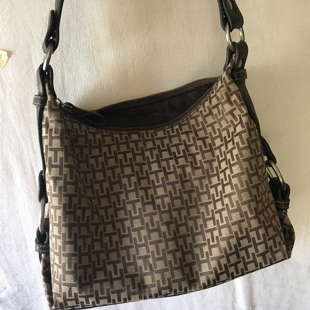 Hand bag